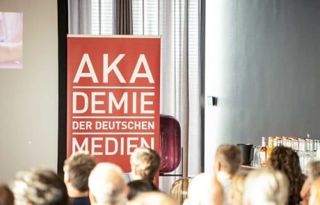Akademie-der-Deutschen-Medien-Impressions-Banner Akademie der Deutschen Medien Impressionen Vortragsraum